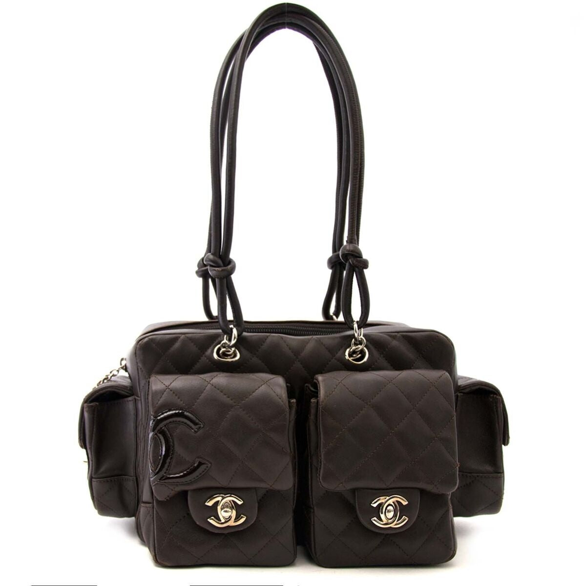 Buy an authentic secondhand Chanel brown pocket bag in black at the right price at LabelLOV vintage webshop. Safe and secure online shopping.
