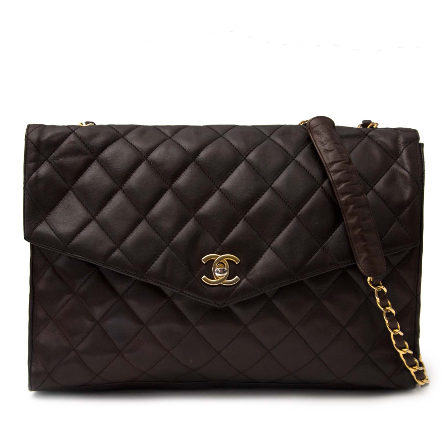 skip the waitinglist shop your Chanel Vintage Brown Lambskin Shoulder Bag online at the best price