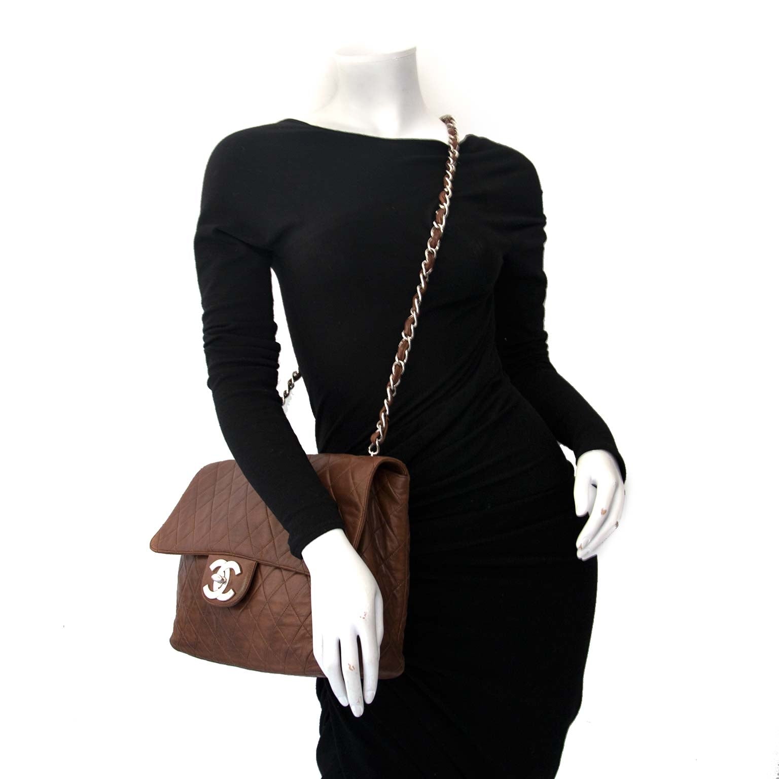 acheter en lign seconde main Chanel Vintage Brown Classic Flap Bag