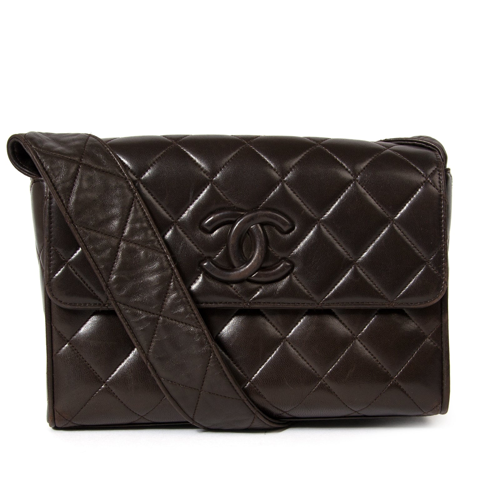 chanel brown quilted leather shoulder bag now for sale at labellov vintage fashion webshop belgium