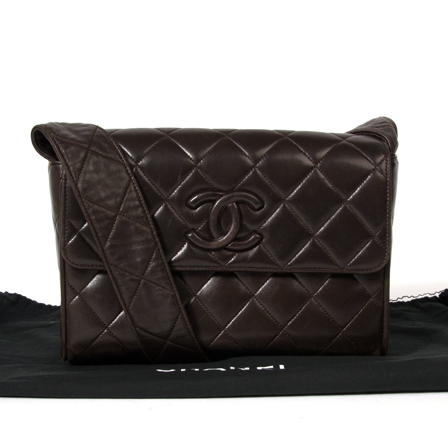 chanel brown quilted leather shoulder bag now for sale at labellov vintage fashion webshop belgium