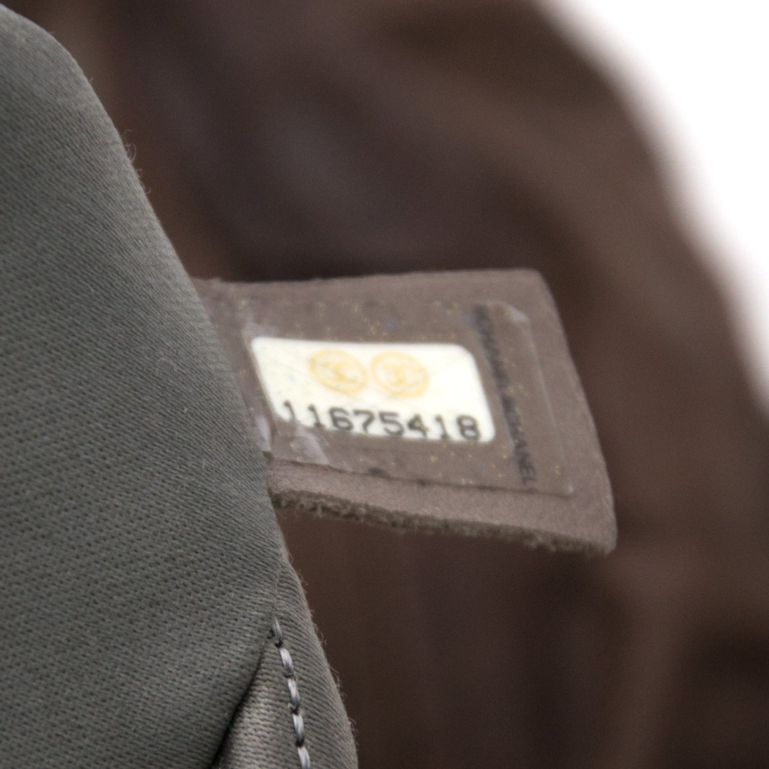 Chanel Grosse Braune Shopper Aus Leder heute online auf labellov.com gegen den besten Preis.