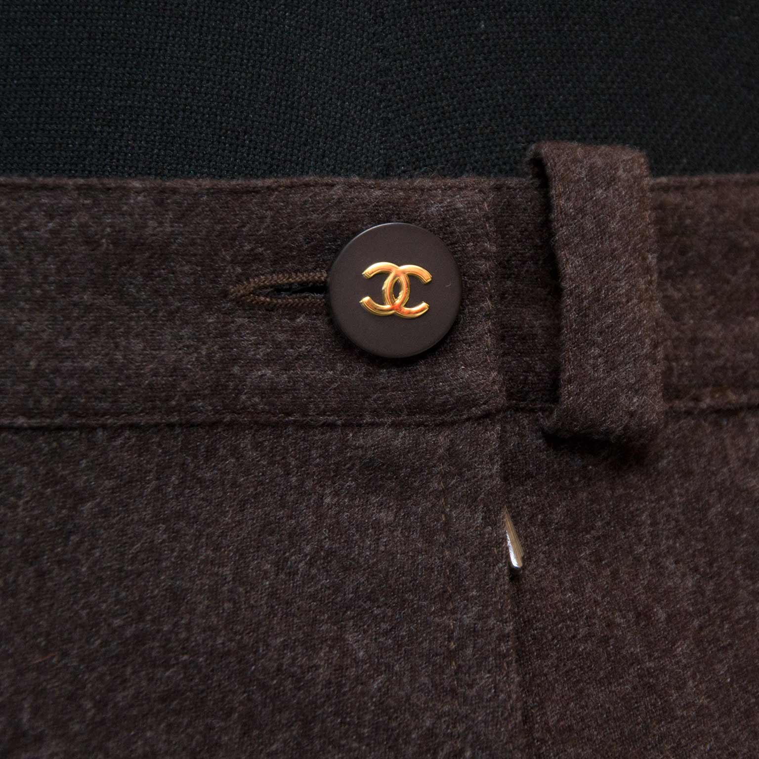 Acheter en ligne pour le meilleur prix Chanel Brown Wool Skirt