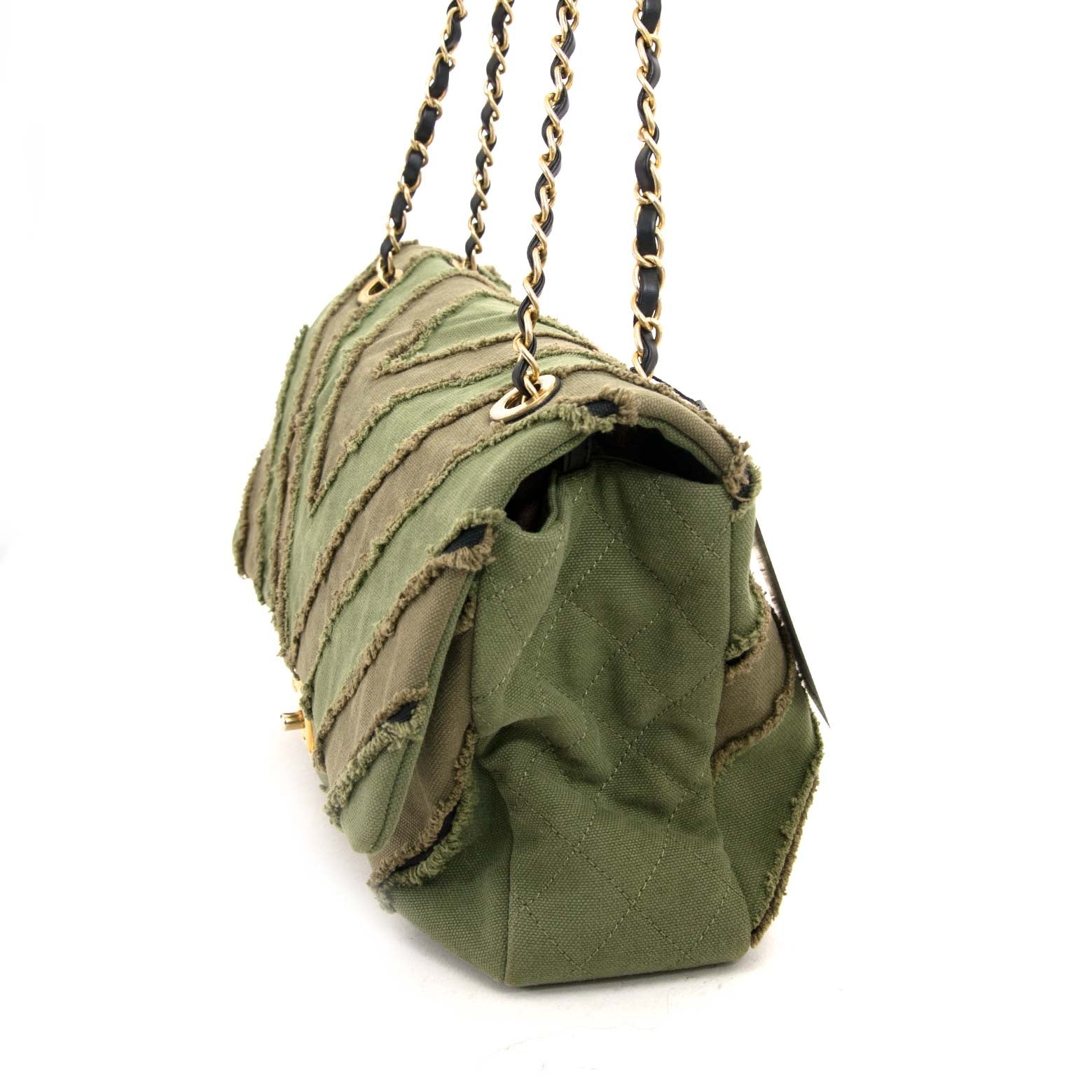 Chanel Canvas Patchwork Chevron Flapbag 2700 now for sale at labellov vintage fashion webshop belgium