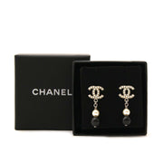 Chanel Pearl Drop CC Earrings te koop