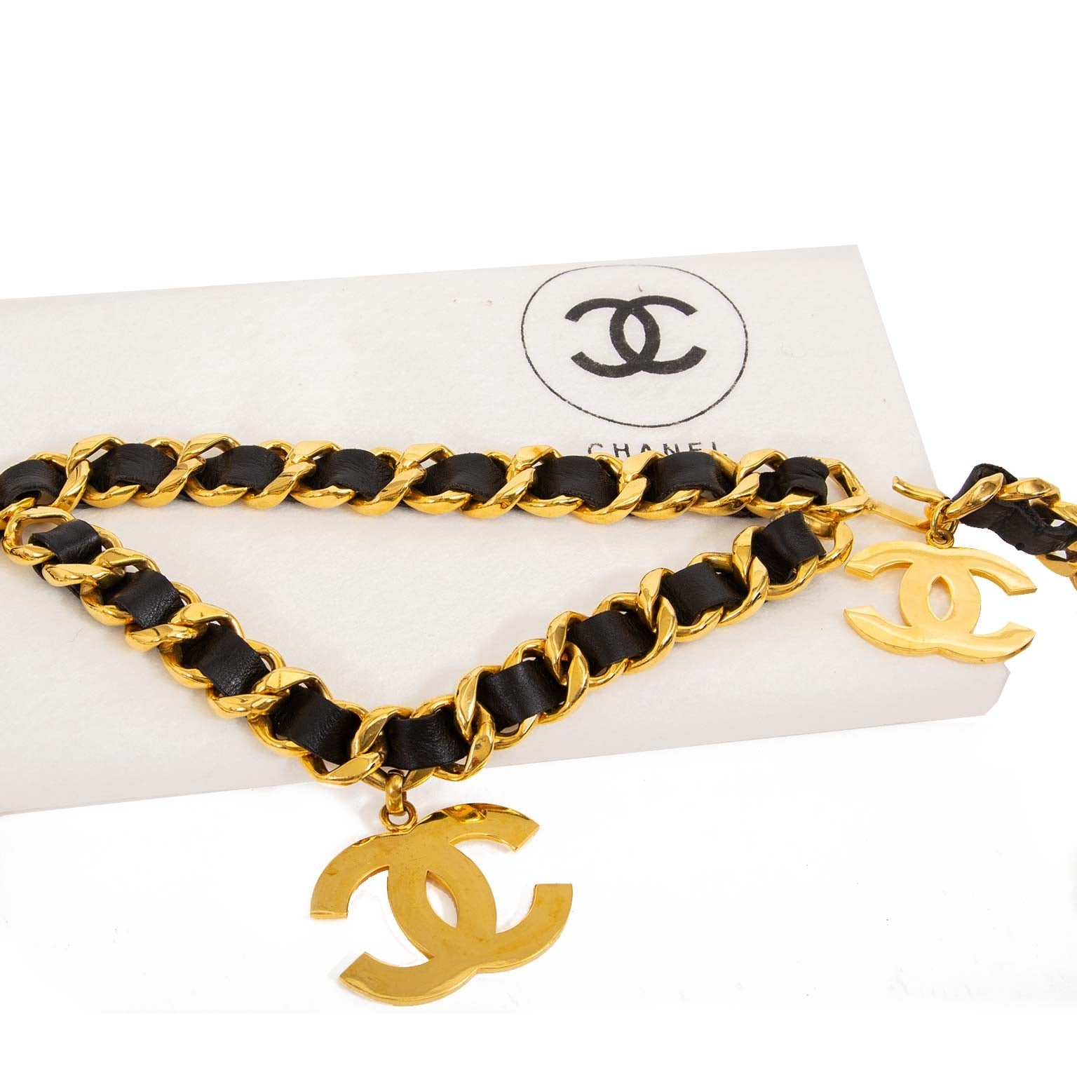 Chanel Black Leather Weave Swag Belt now for sale at labellov vintage fashion webshop belgium