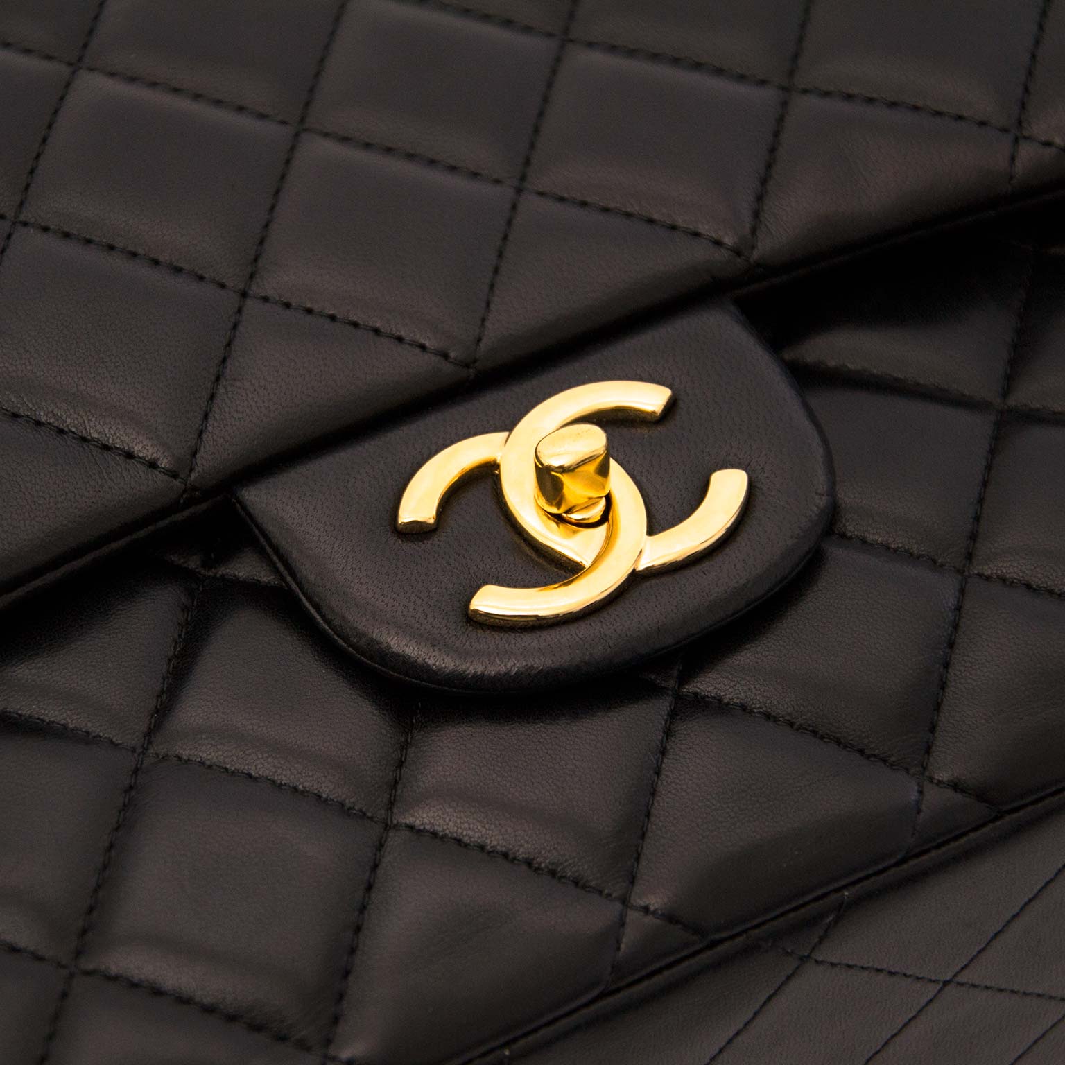 Chanel Black Lambskin Leather Maxi Classic Flap Bag GHW