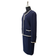 Acheter sans risque Chanel Tailleur Set on www.labellov.com au meilleur prix et assurez-vous d'autheticité