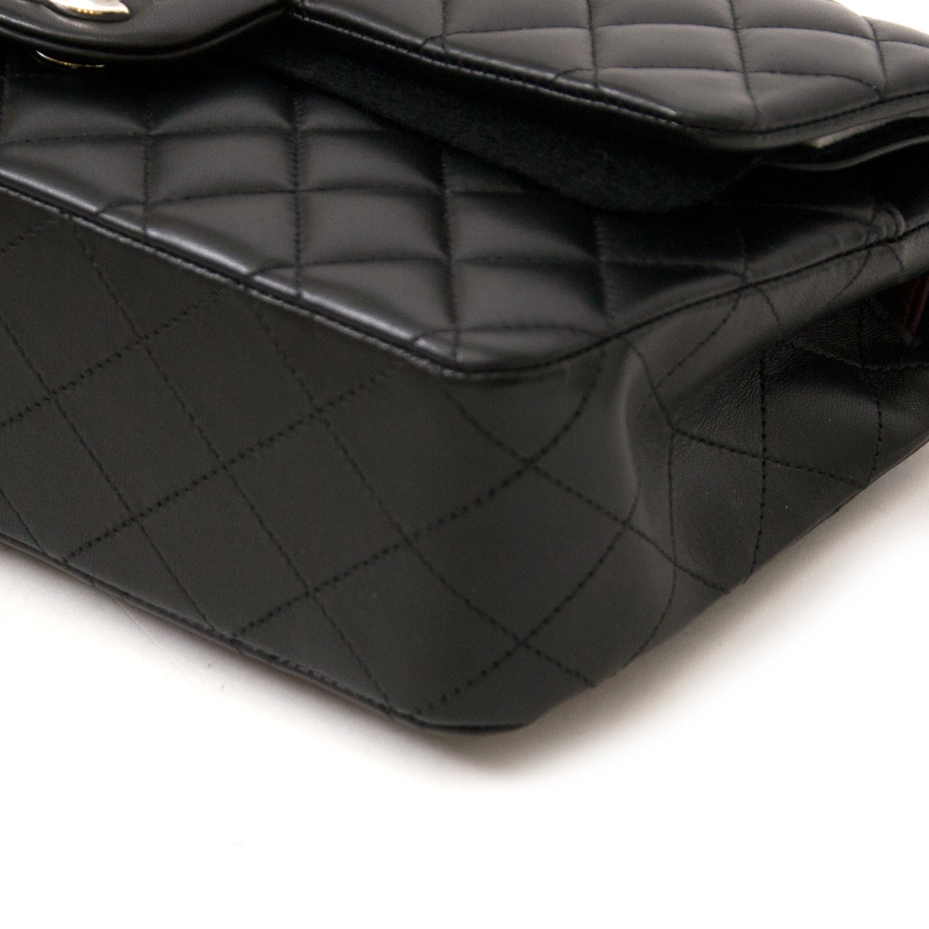 *NEVER USED* Chanel Medium Classic Double Flap Bag