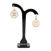 koop veilig online jou tweedehands Chanel Loop CC Charm Earrings