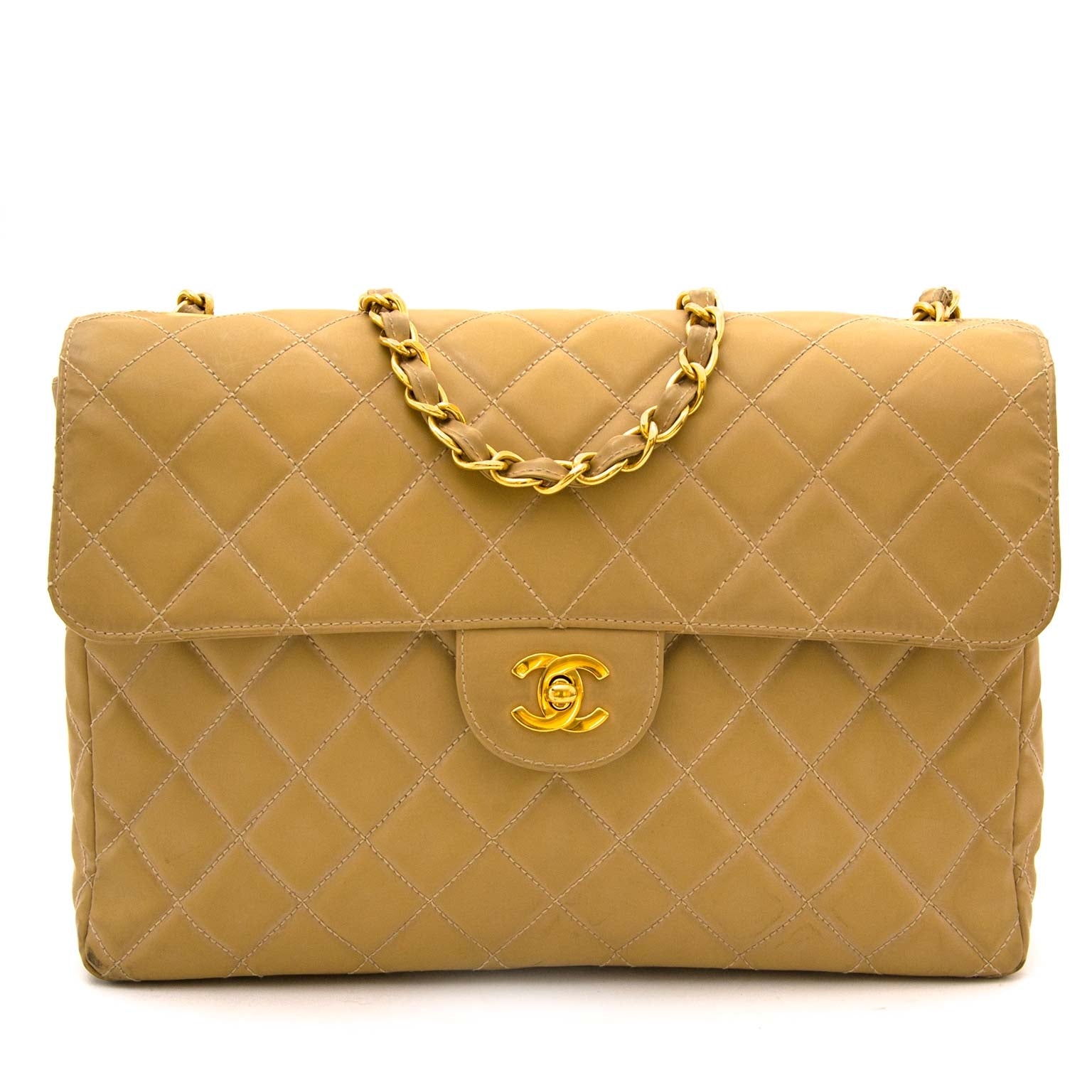 Buy your 100% authentic Chanel Nude Classic Single Flap Bag for the best price at Labellov