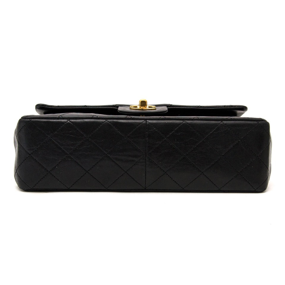 koop veilig online aan de beste prijs Chanel Vintage Classic Flap Bag online webshop