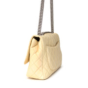 Achetez chez Labellob second main pour le meuilleur prix. Chanel Jumbo Beige