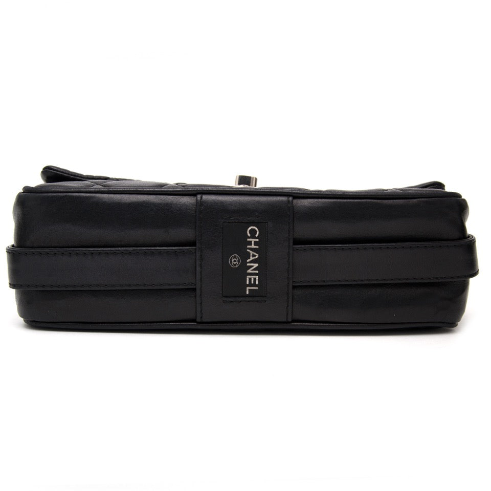 koop veilig online aan de beste prijs chanel black icon flap bag webshop labellov.com