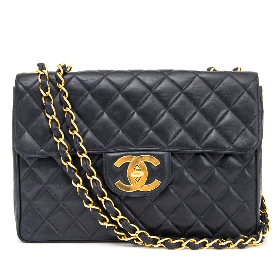 acheter en ligne pour le meilleur prix sac à main Chanel vintage flap bag comme neuf site en ligne labellov.com