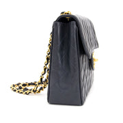Buy safe online best price Chanel vintage flap bag in perfect condition online webshop labellov.com