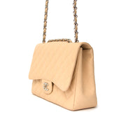 Koop bij labellov voor de juiste prijs, vintage chanel in perfecte staat