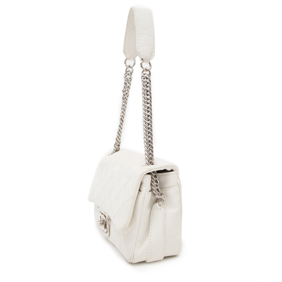 Acheter secure en ligne votre sac a mains Chanel en cuir cruise collection edition limitée