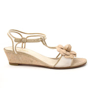 Acheter en ligne chez Labellov.com Chanel Flower Cork Wedge Sandals - Size:42