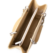opzoek naar tweedehands? As New Poudre Chanel Grand Shopping Tote