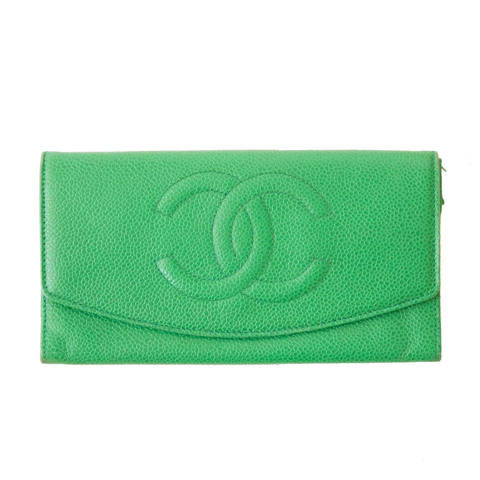 Chanel green double c wallet now for sale at labellov vintage fashion webshop belgium