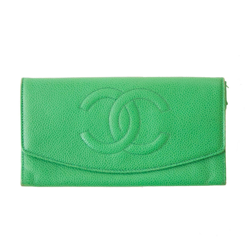 Chanel green double c wallet now for sale at labellov vintage fashion webshop belgium
