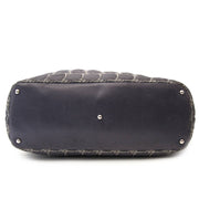 Chanel CC Grey Blue Quilted Tweed Stitch Bag Buy authentic designer Chanel secondhand bags at Labellov at the best price. Safe and secure shopping. Koop tweedehands authentieke Chanel tassen bij designer webwinkel labellov.
