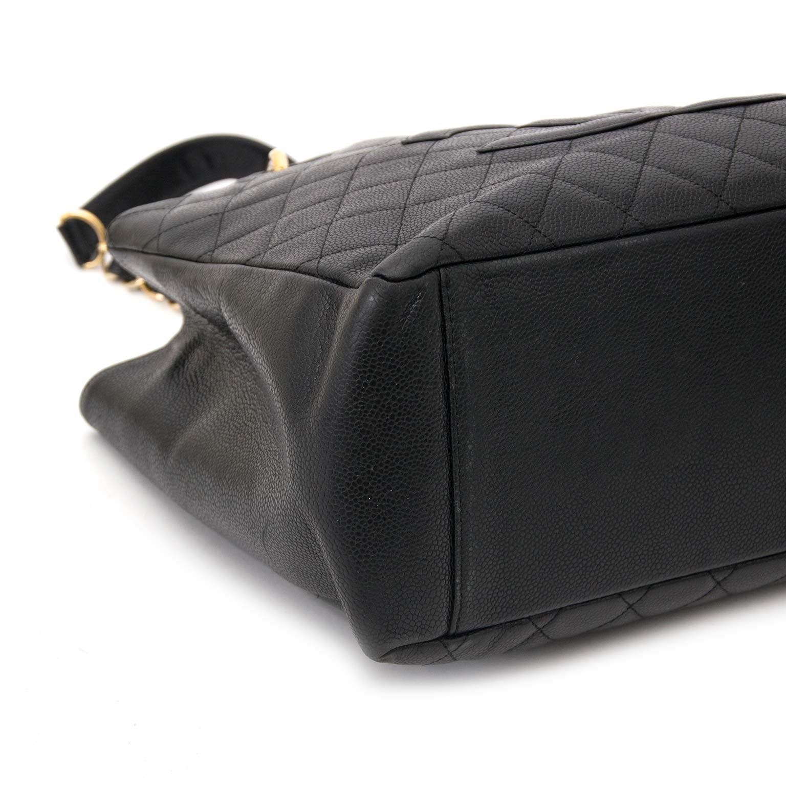 koop veilig Chanel GST Black Caviar Leather Shopping Tote aan beste prijs bij Labellov, vintage webwinkel
