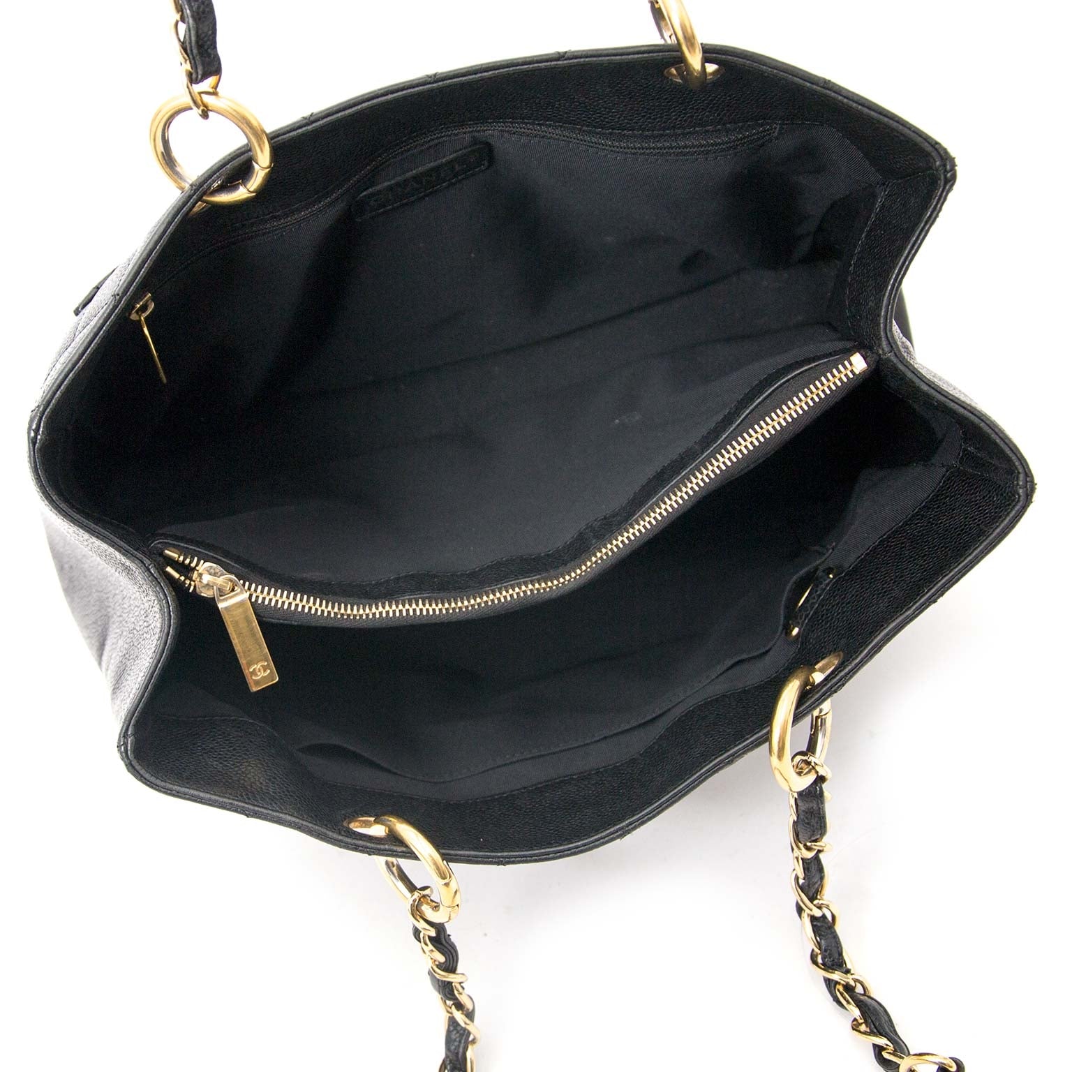 buy secondhand authentic Chanel GST Black Caviar Leather Shopping Tote at the right price at Labellov, online vintage webshop