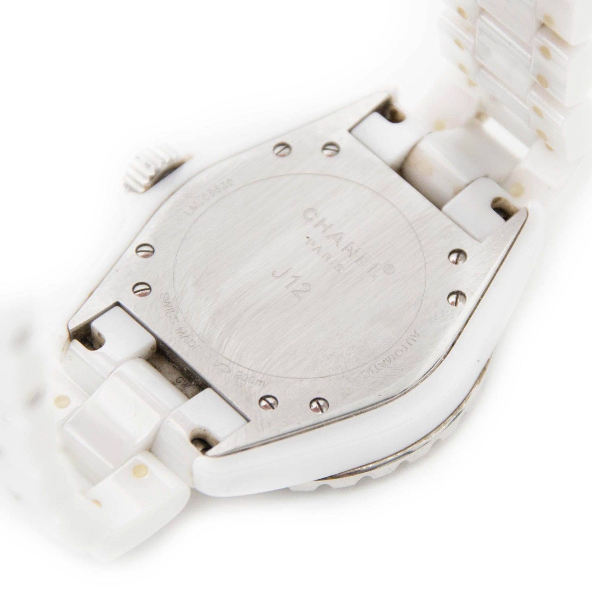 Tweedehands Chanel J12 te koop aan de juiste prijs
