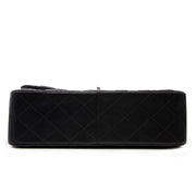 A vendre, le Chanel Noir Jumbo Classic Double Flap Sac, seconde main.