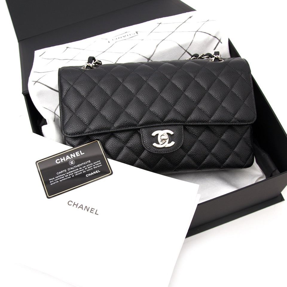 Shop safe online aan de beste prijs Chanel Black Caviar Medium Classic Single Flap Bag