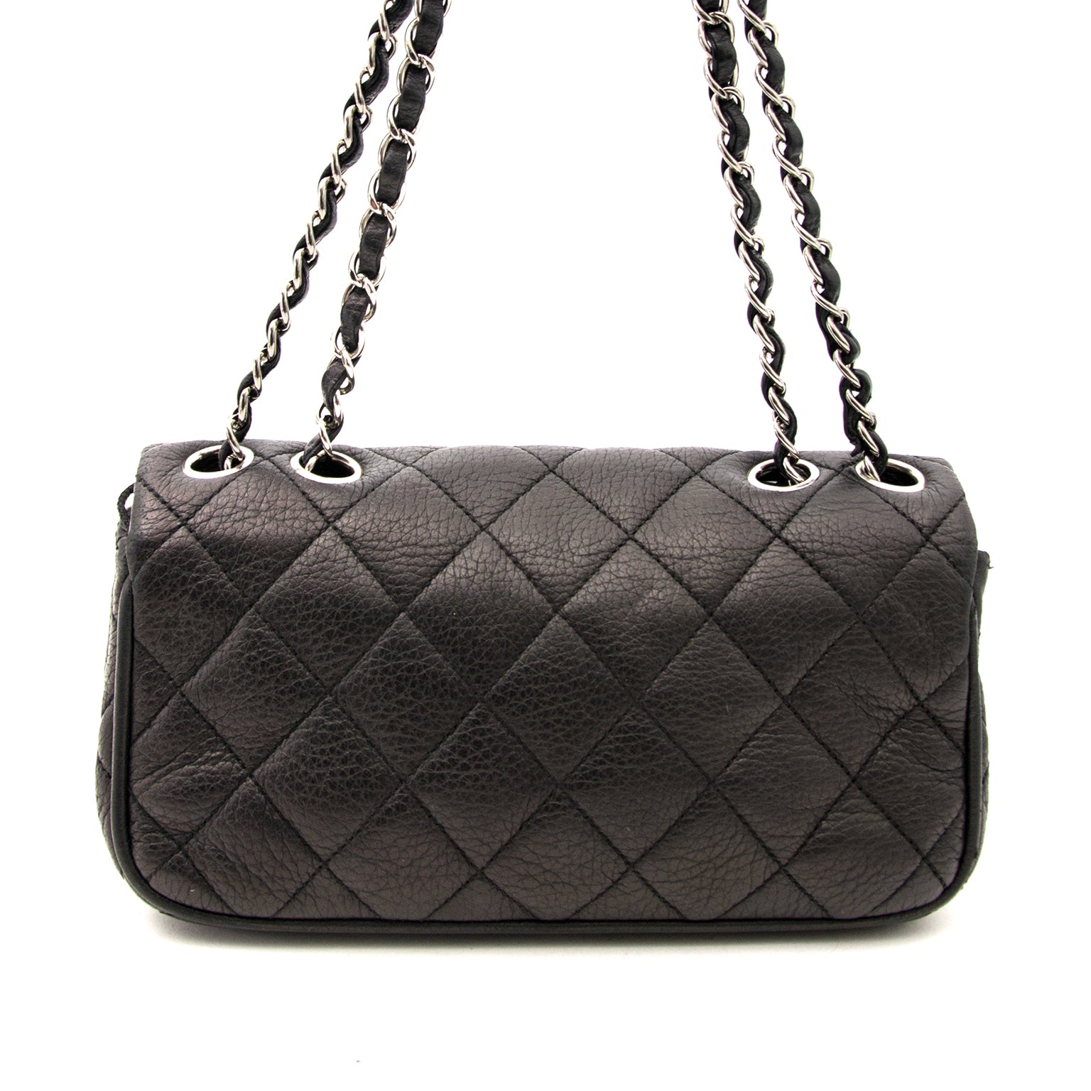 Bent u opzoek naar Chanel Black East West Flap Bag?