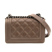 comme neuf sac a main chanel taupe small boy pour le meilleur prix comme neuf 100% authentic