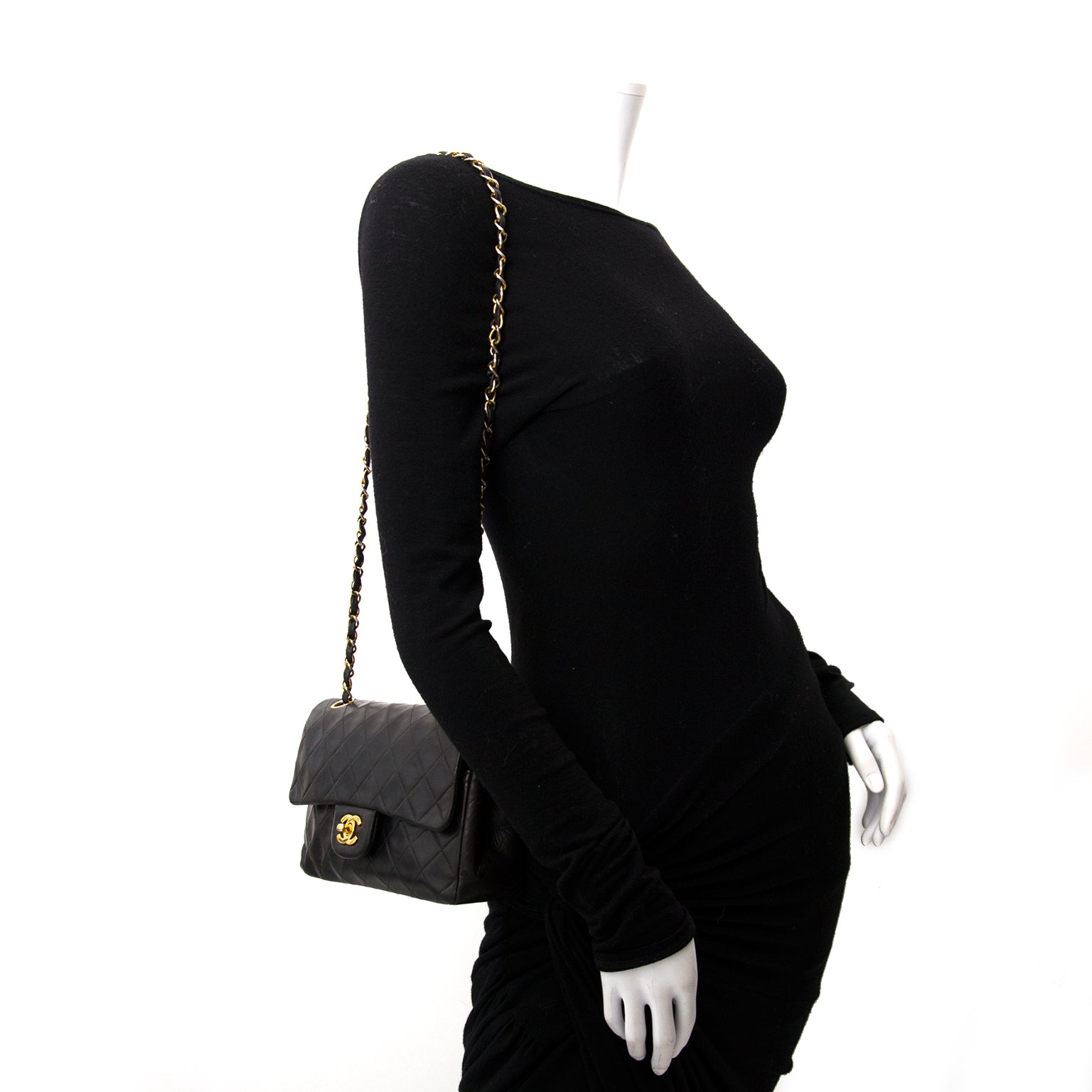 2dehands veilig online aan de beste prijs Chanel Black Vintage Double Classic Flap Bag