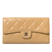 chanel beige quilted lambskin cc wallet now for sale at labellov vintage fashion webshop belgium