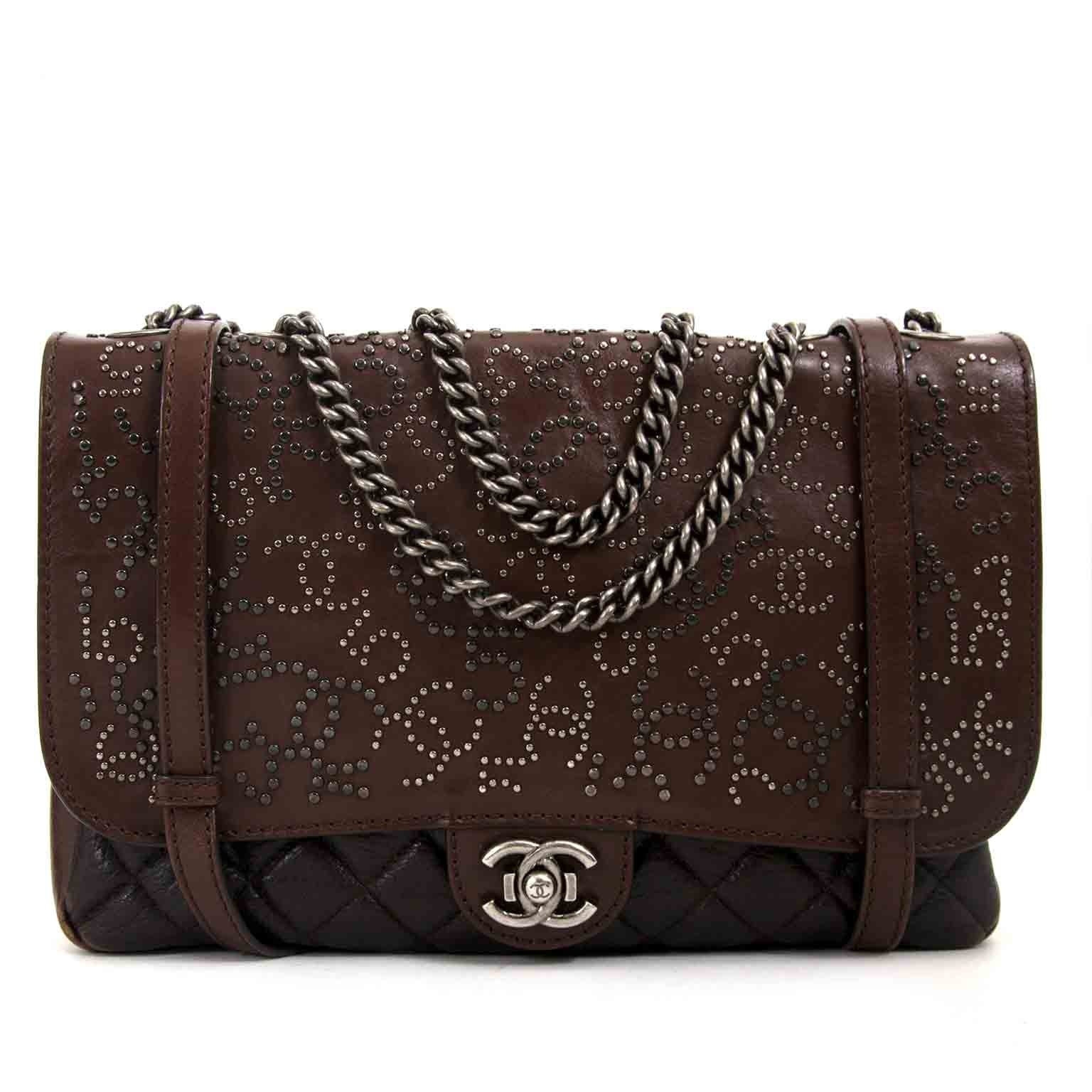 Chanel Paris Dallas Studded Lambskin Western Bag nu te koop bij labellov vintage mode webshop belgië