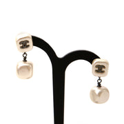des boucles d'oreilles à vendre à Labellov vintage webshop de mode