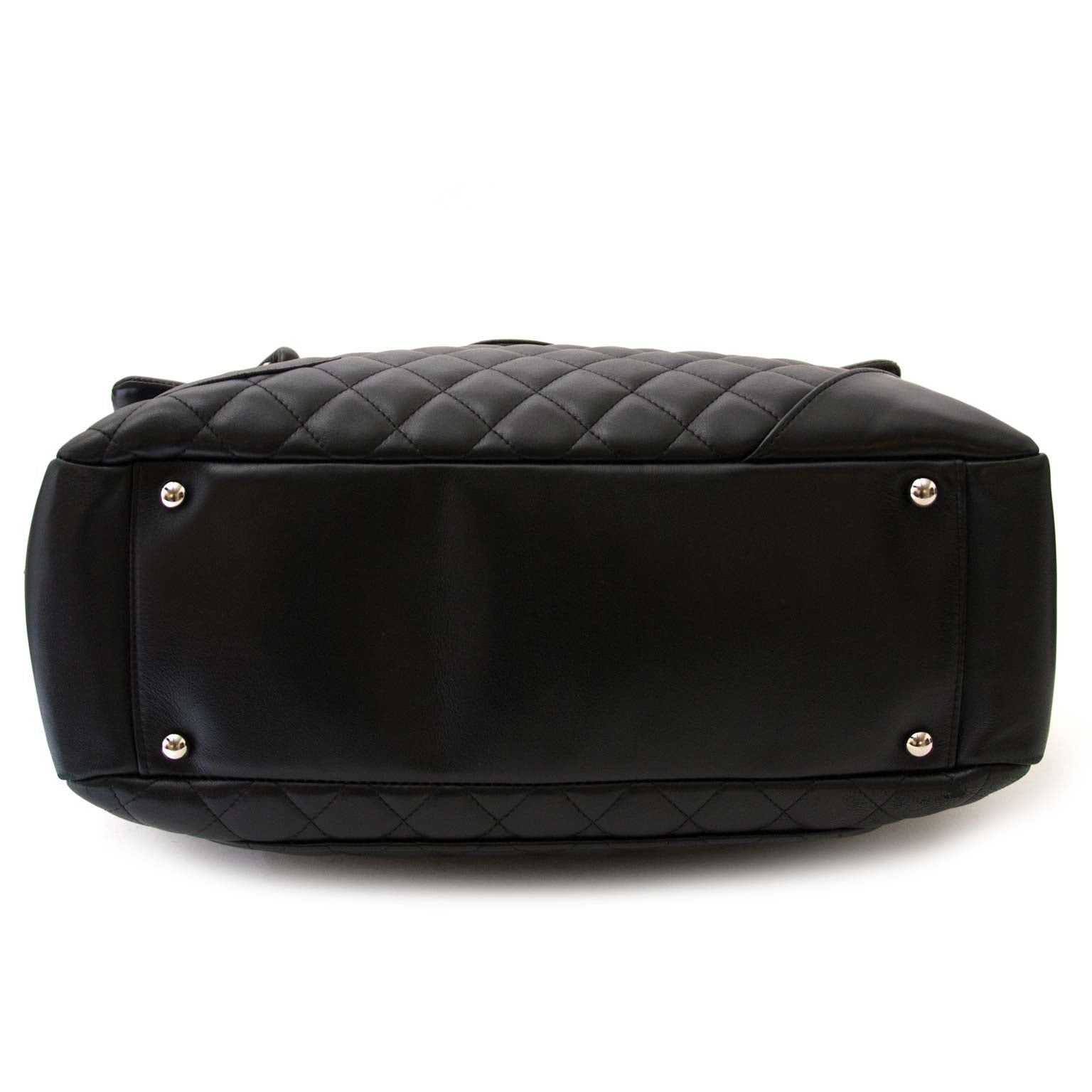 chanel quilted cc tote now for sale at labellov vintage fashion webshop belgium