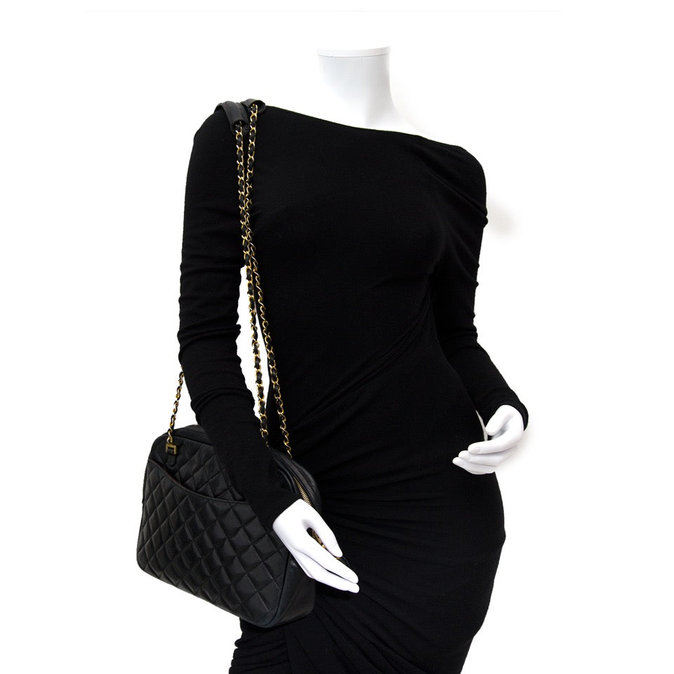 Koop 100% authentieke Chanel Black Quilted Chain Bag