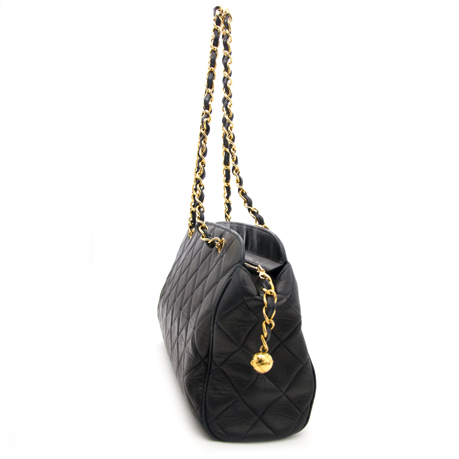 Buy safe and secure online chanel bags at labellov.com for the best price