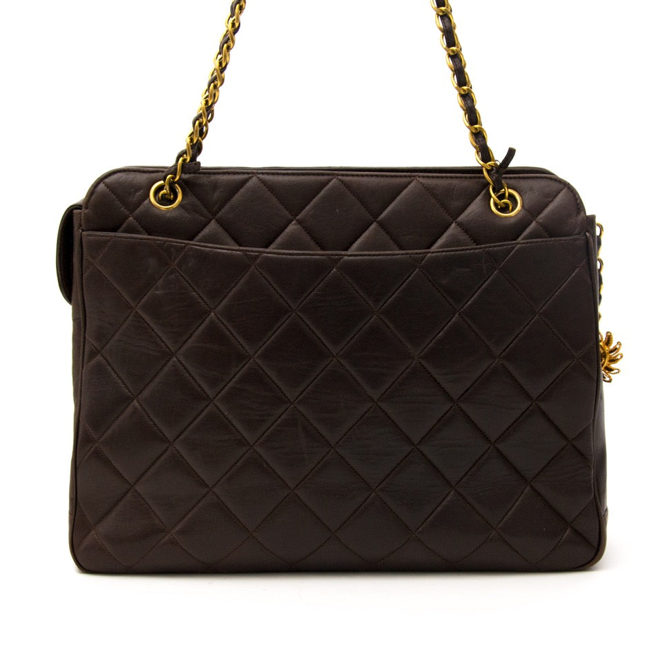 Vintage Chanel Brown Quilted Tote Bag for the best price on labellov