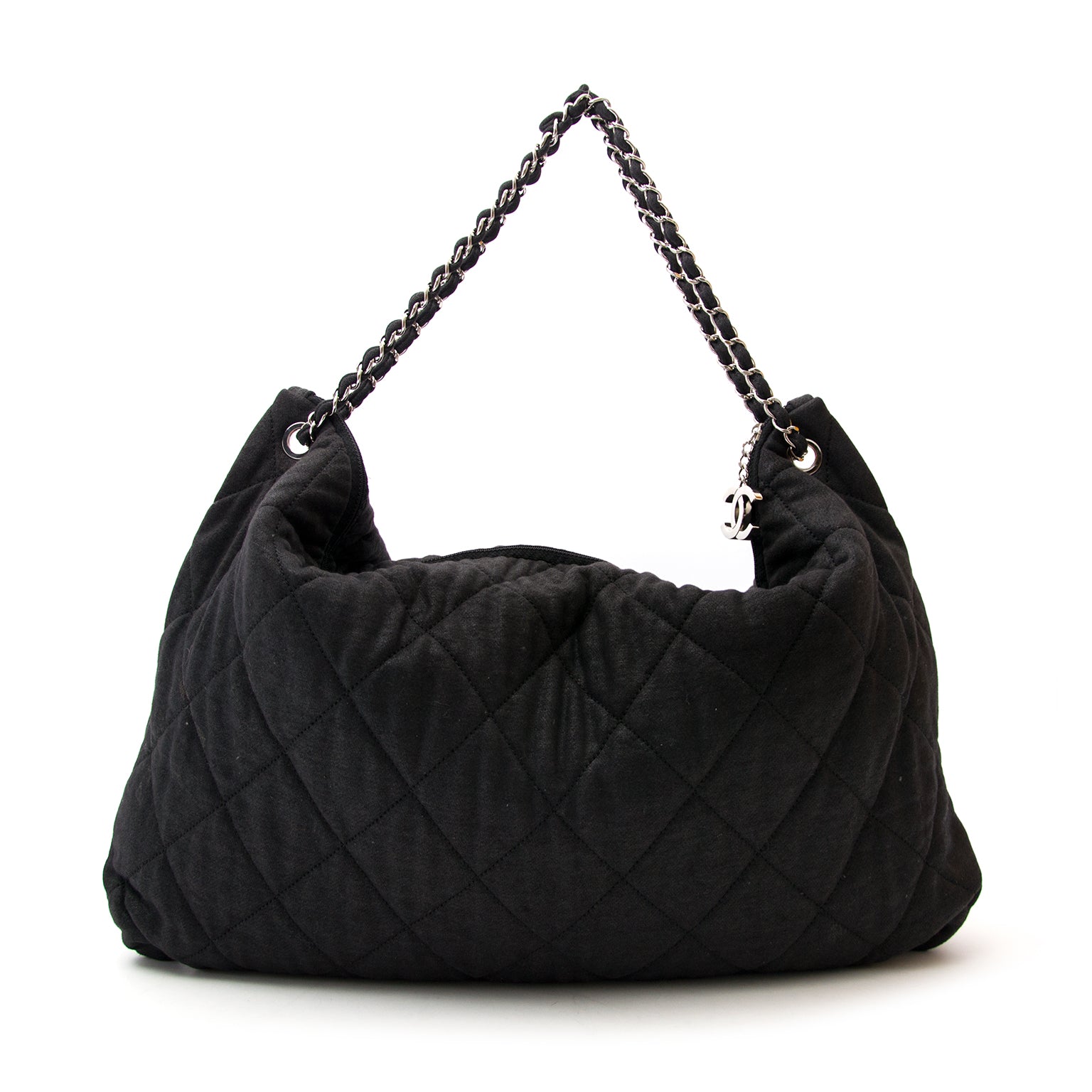 We buy and sell your secondhand designer items such as this Chanel LA Cabas Tote Bag