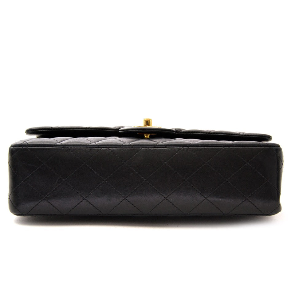 shop safe online at the best price worldwide shipping as new Chanel Medium Lambskin Classic Flap Bag GHW