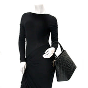 Chanel Black Quilted Caviar Lambskin Leather CC Bag Buy authentic designer Chanel secondhand bags at Labellov at the best price. Safe and secure shopping. Koop tweedehands authentieke Chanel tassen bij designer webwinkel labellov.