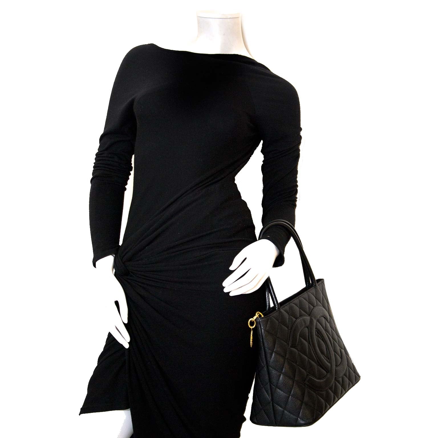 Chanel grand cc classic black shopper now for sale at labellov vintage fashion webshop belgium