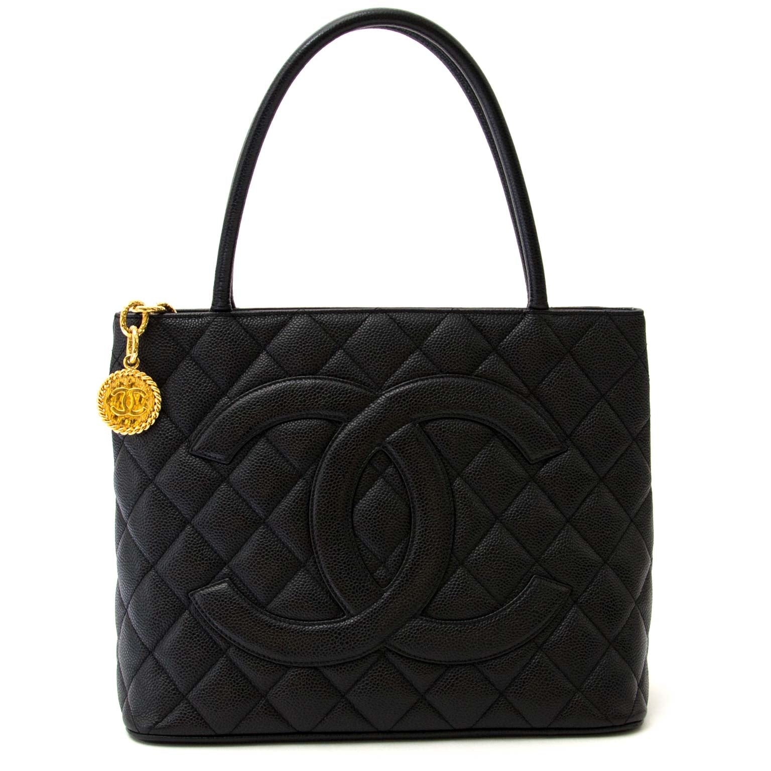 Chanel grand cc classic black shopper now for sale at labellov vintage fashion webshop belgium