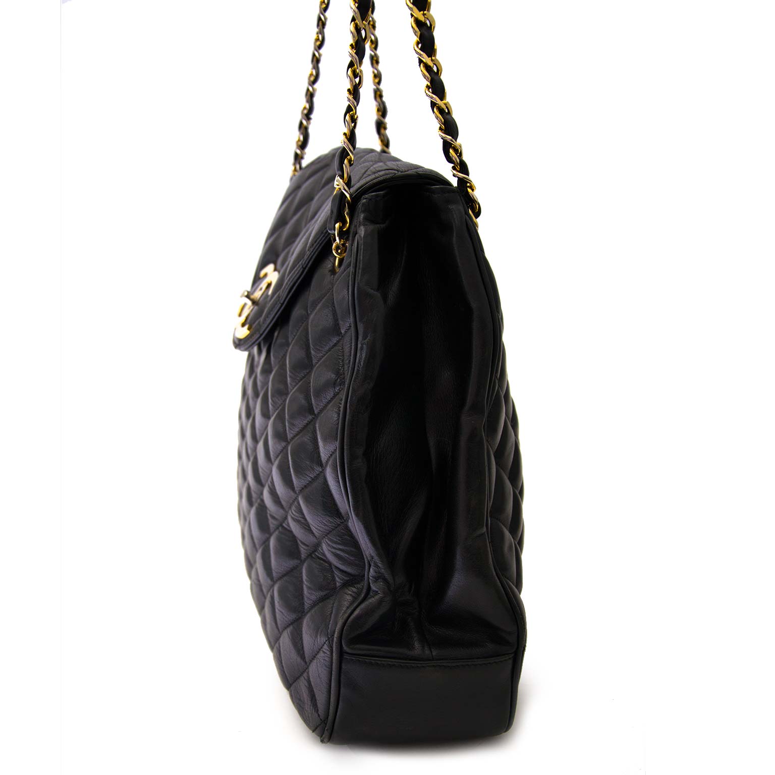 shop safe online at the best price Chanel Black Vintage Triangle Flap Bag