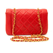 koop online aan de beste pijs jou tweedehands Chanel Red Flap Bag