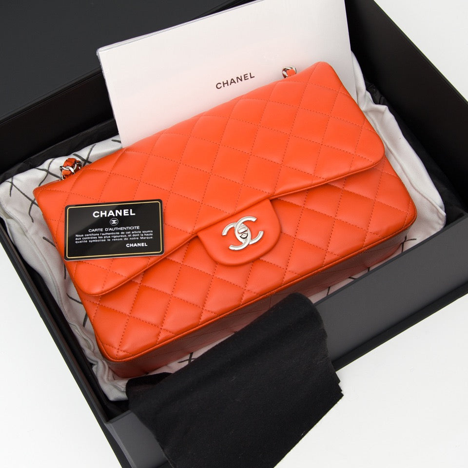 Chanel kopen in Antwerpen en Knokke bij Labellov Online Secondhand Store